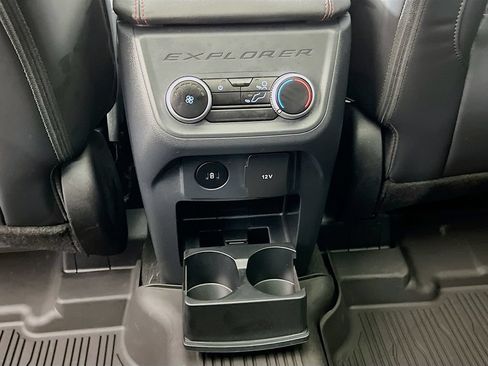 Used 2026 Ford Explorer ST-Line AWD/4WD image 30