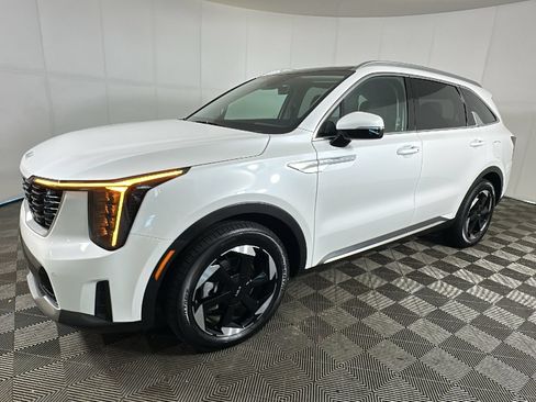 Used 2025 Kia Sorento EX w/ EX Panoramic Sunroof Package AWD/4WD image 8