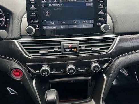 Used 2020 Honda Accord Sport image 17