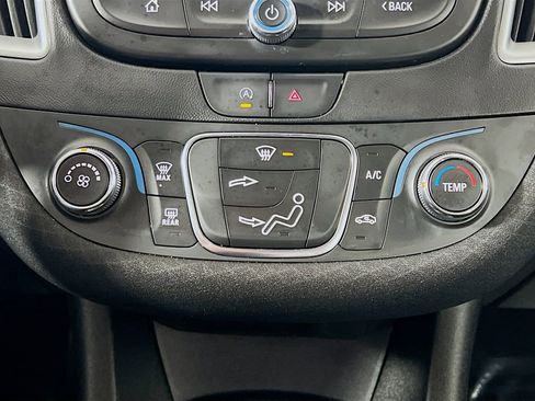 Used 2023 Chevrolet Malibu LS FWD image 15