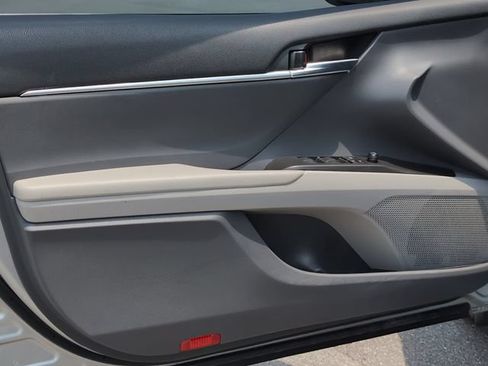Used 2024 Toyota Camry LE FWD image 14