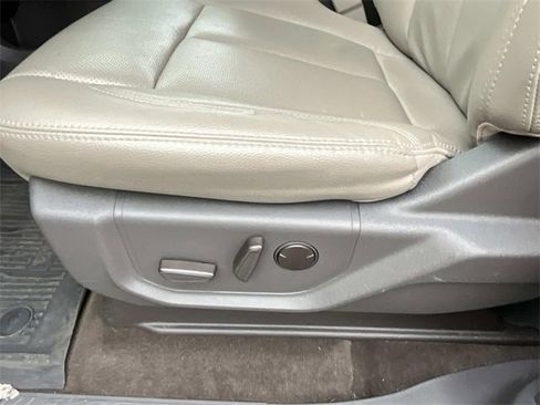 Used 2020 Ford Expedition XLT w/ Equipment Group 202A image 27