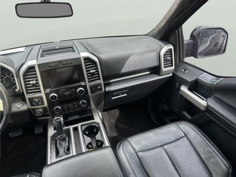 Used 2019 Ford F150 Lariat w/ Equipment Group 502A Luxury image 13