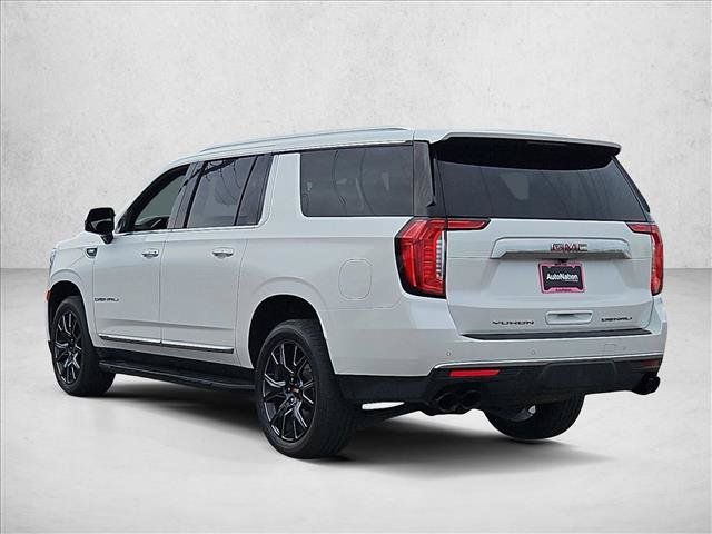 Used 2023 GMC Yukon XL Denali AWD/4WD image 7