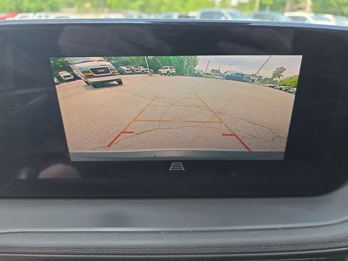 Certified 2024 Buick Encore GX Preferred w/ Comfort Package FWD image 26