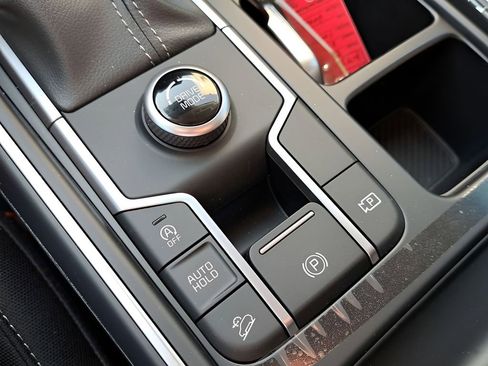 New 2026 Kia Sorento LX FWD image 25