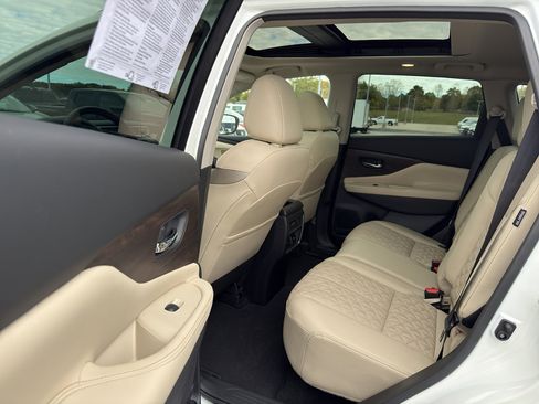 Certified 2024 Nissan Murano Platinum w/ Cargo Package image 31