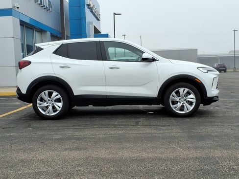 Certified 2024 Buick Encore GX Preferred w/ Comfort Package image 18