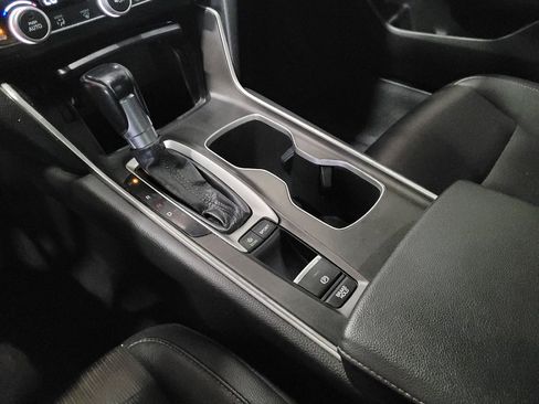 Used 2019 Honda Accord Sport image 26