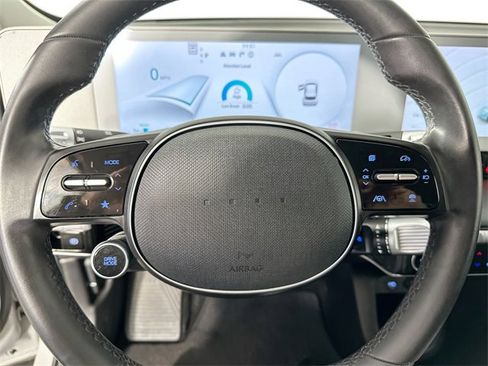 Used 2022 Hyundai Ioniq 5 SE image 19