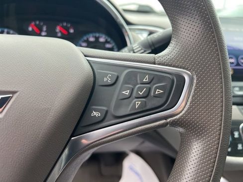 Used 2019 Chevrolet Malibu LT image 15
