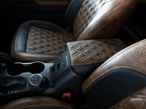 Used 2023 Ford Bronco Big Bend image 36