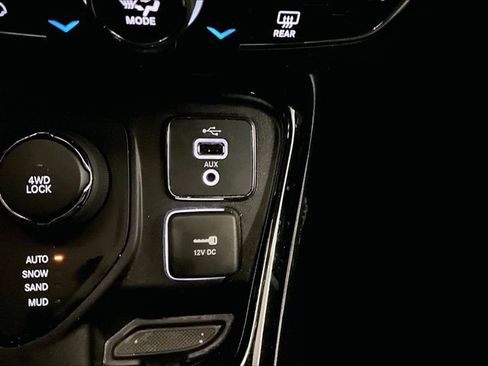 Used 2018 Jeep Compass Latitude w/ Popular Equipment Group AWD/4WD image 31