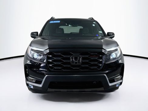 Certified 2023 Honda Passport TrailSport image 3