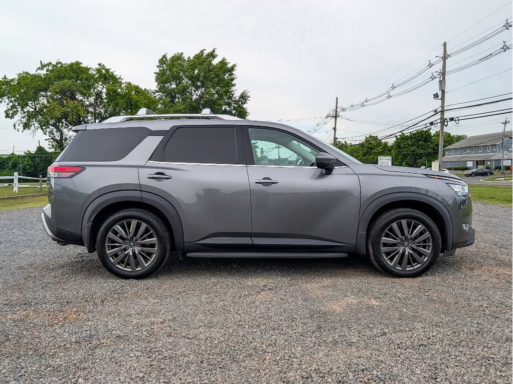 Used 2022 Nissan Pathfinder SL w/ SL Premium Package AWD/4WD image 4