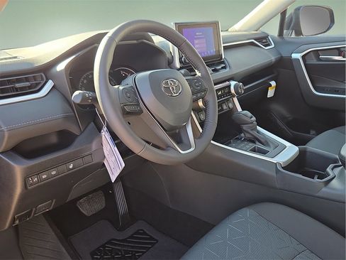 New 2025 Toyota RAV4 XLE image 21