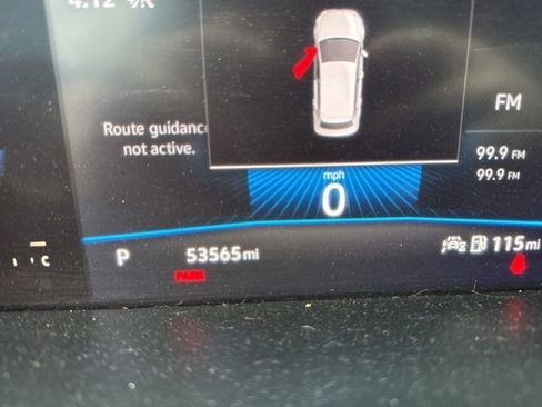 Used 2022 Volkswagen Tiguan SE R-Line image 9