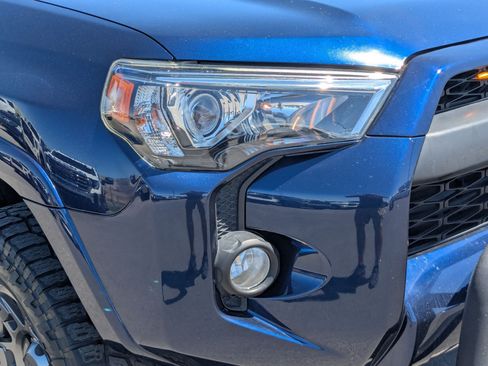 Used 2019 Toyota 4Runner SR5 Premium w/ Wilderness Package AWD/4WD image 10