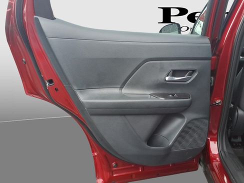 Certified 2025 Nissan Kicks SV FWD image 12