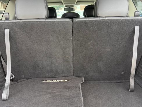 Used 2015 Dodge Journey Crossroad w/ Flexible Seating Group image 19