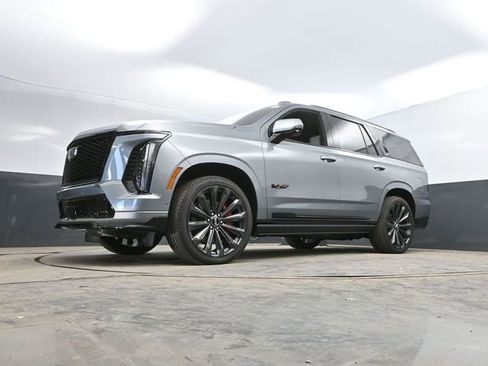 Used 2025 Cadillac Escalade V AWD/4WD image 61