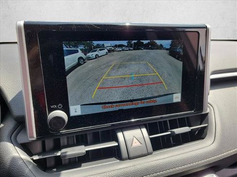 Used 2025 Toyota RAV4 LE AWD/4WD image 24