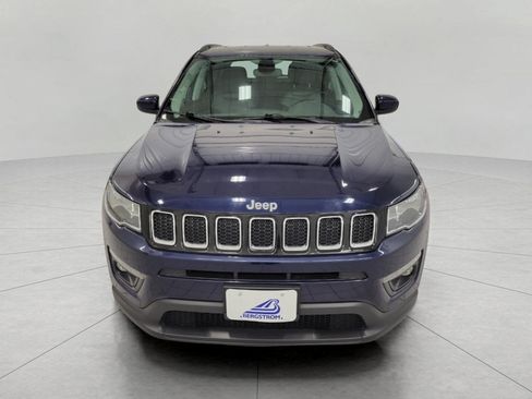 Used 2019 Jeep Compass Latitude w/ Cold Weather Group FWD image 14