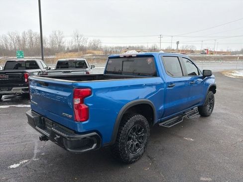 Used 2022 Chevrolet Silverado 1500 ZR2 w/ Technology Package image 5