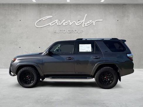 Used 2018 Toyota 4Runner SR5 image 13