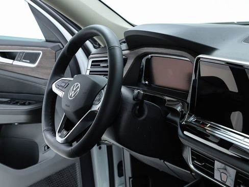 New 2026 Volkswagen Atlas SEL Premium R-Line image 35