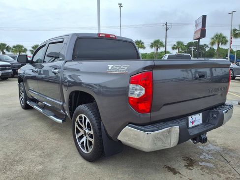 Used 2017 Toyota Tundra SR5 w/ SR5 Upgrade Package RWD image 8