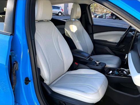 Used 2023 Ford Mustang Mach-E Premium image 15