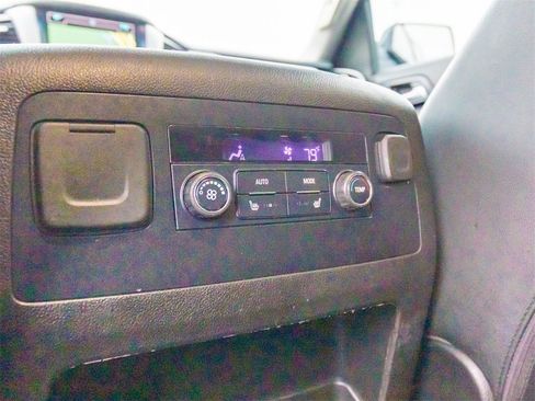 Used 2019 GMC Yukon SLT w/ HD Trailering Package image 24