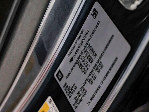 Used 2021 GMC Yukon Denali w/ Denali Premium Package image 63