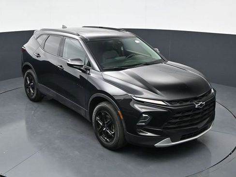 Used 2023 Chevrolet Blazer LT w/ Sound & Technology Package image 26