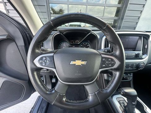 Used 2019 Chevrolet Colorado LT image 16