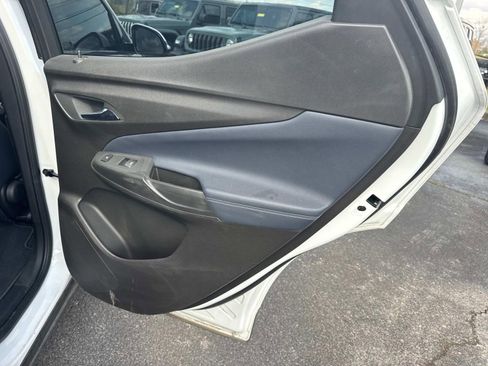 Used 2022 Chevrolet Bolt EUV Premier w/ Sun & Sound Package image 27