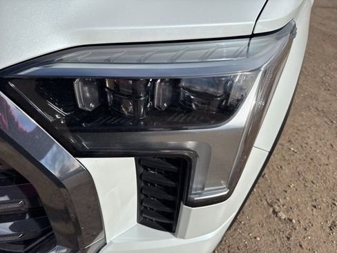 Used 2023 Toyota Tundra Platinum w/ Advanced Package image 10