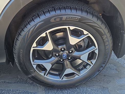 Used 2020 Subaru Crosstrek 2.0i Premium image 23