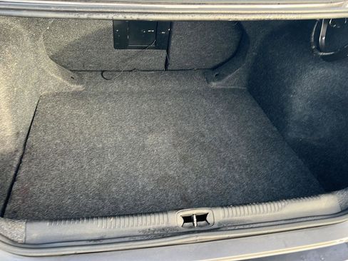 Used 2016 Chrysler 200 Limited image 32