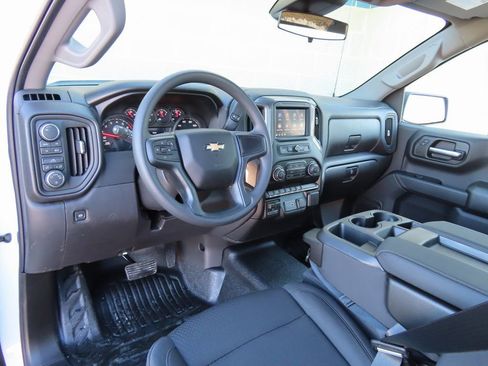 New 2026 Chevrolet Silverado 1500 W/T w/ WT Value Package AWD/4WD image 17
