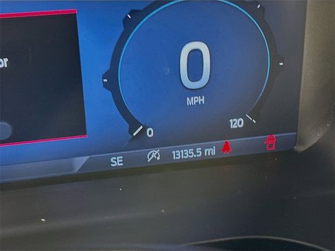 Used 2024 Ford F150 XLT w/ Bed Utility Package image 15