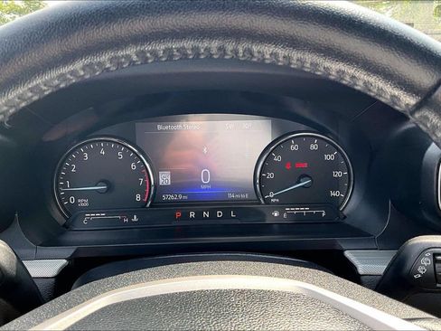 Used 2022 Ford Explorer XLT w/ Equipment Group 202A AWD/4WD image 19