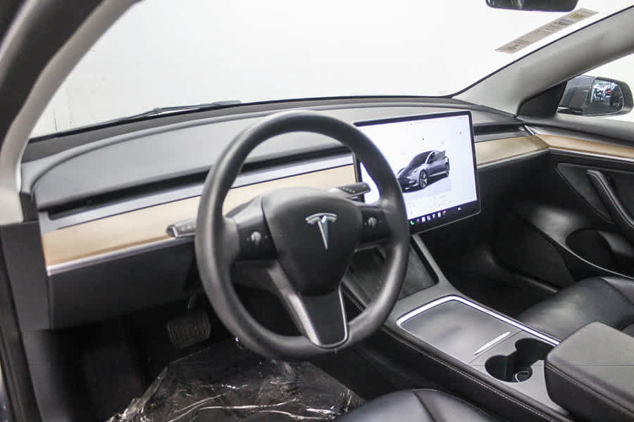 Used 2023 Tesla Model 3 Standard Range RWD image 19