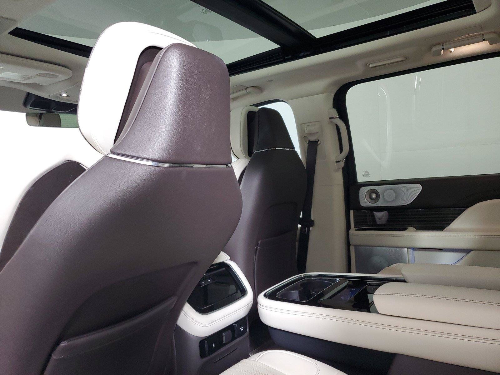 Used 2024 Lincoln Navigator Black Label AWD/4WD image 12