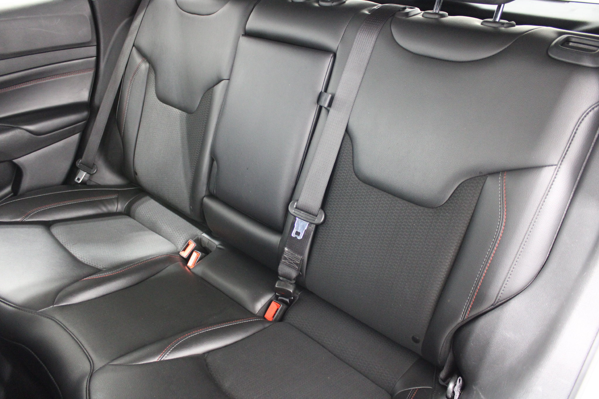 Used 2022 Jeep Compass Trailhawk AWD/4WD image 18