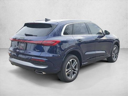 New 2025 Audi Q5 Premium w/ Convenience Package image 5