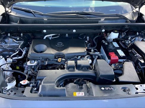 Used 2024 Toyota RAV4 XLE FWD image 31