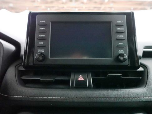 Used 2019 Toyota RAV4 XLE AWD/4WD image 21