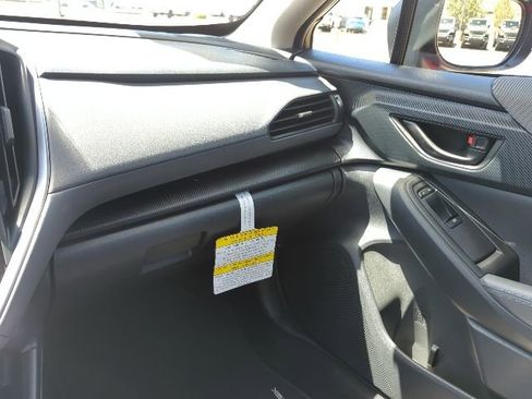 Used 2025 Subaru Crosstrek 2.0i Premium AWD/4WD image 5